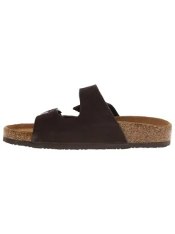 Mules chocolat en cuir avec un talon plat et deux boucles à ardillon