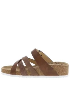 Mules marron à talon plat et fermeture avec une boucle à ardillon