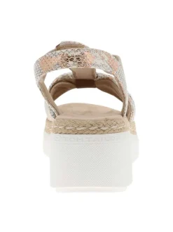Nu-pieds beiges avec un talon semi-compensé et motifs serpents