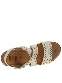 Nu-pieds beiges à semelle compensée effet bois et à boucle à ardillon