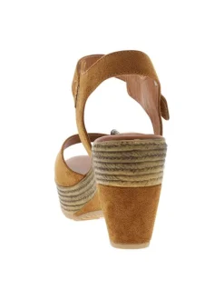 Nu-pieds camel à semelle compensé haut et à boucle à ardillon