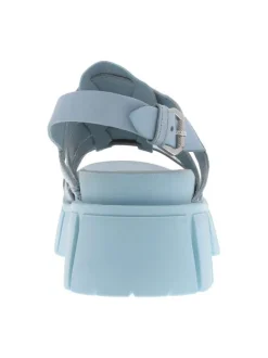 Nu-pieds ciel en cuir avec semelle chunky et boucle à ardillon