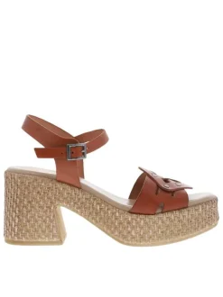 Nu-pieds en cuir bruns à talon décroché haut avec boucle à ardillon