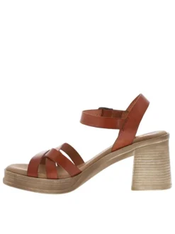 Nu-pieds en cuir marron à talon décroché haut avec boucle à ardillon