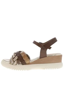 Nu-pieds en cuir moka à talon compensé avec boucle à ardillon