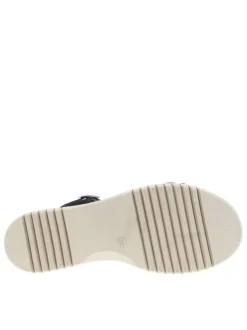 Nu-pieds en cuir noirs et beiges à talon compensé avec boucle à ardillon