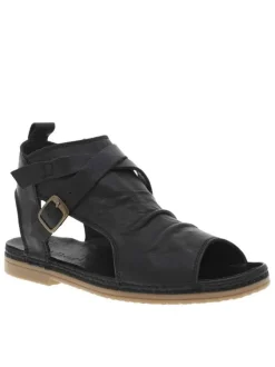 Nu-pieds en cuir noir à talon plat et à boucle à ardillon dorée