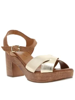 Nu-pieds en cuir noisette à semelle décrochée haute et à boucle à ardillon