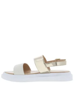 Nu-pieds en simili cuir doré à semelle plate et boucle à ardillon élastiquée
