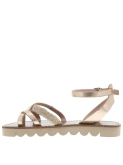 Nu-pieds Leia roses aspect métallisé avec boucle à ardillon et entre-doigt