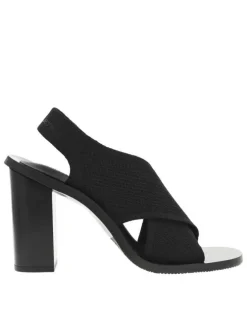 Nu-pieds noirs avec un talon décroché haut et détails élastiqués