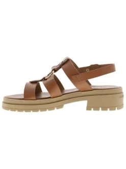 Nu-pieds tan en cuir avec un talon décroché bas et une boucle à ardillon
