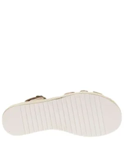 Nu-pieds taupe à talon plateforme avec une boucle à ardillon