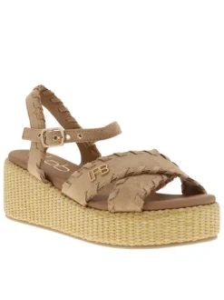 Nu-pieds taupe à talon semi-compensée avec une boucle à ardillon