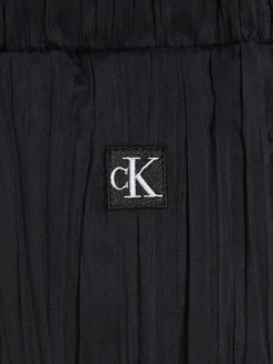 Pantalon ample noir uni avec une coupe plissée et une taille haute