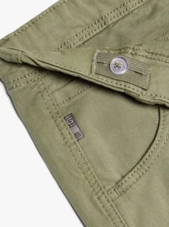 Pantalon cargo kaki avec une coupe droite et passants de ceinture
