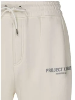 Pantalon de jogging beige uni avec une coupe slim et une taille haute
