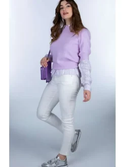 Pantalon blanc uni avec une coupe slim et une taille intermédiaire