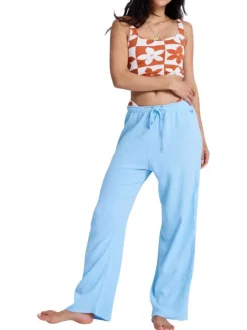 Pantalon bleu à coupe droite pourvu du logo de la marque brodé