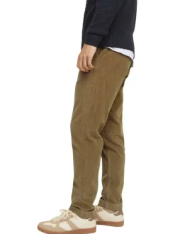 Pantalon camel en coton Chino Ace Corduroy en velours avec une coupe slim