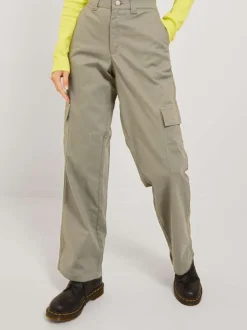 Pantalon Cargo kaki uni avec une coupe regular fit et des poches latérales