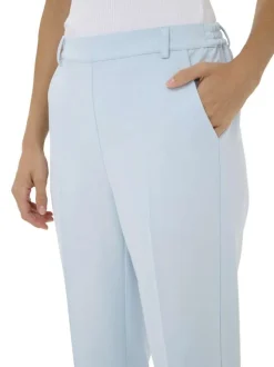 Pantalon chino bleu ciel uni pourvu d'une taille élastiquée
