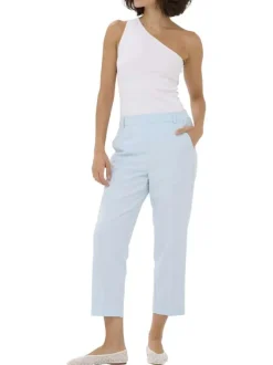 Pantalon chino bleu ciel uni pourvu d'une taille élastiquée
