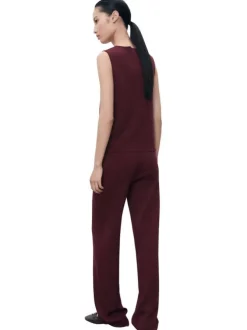 Pantalon Chino bordeaux en maille fine pourvu d'une coupe évasée
