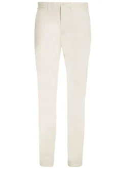 Pantalon chino en coton biologique mélangé écru uni avec une coupe slim