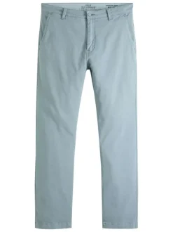 Pantalon chino en coton bleu clair pourvu du patch de la marque