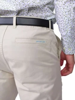 Pantalon chino en coton gris clair uni avec une coupe ajustée