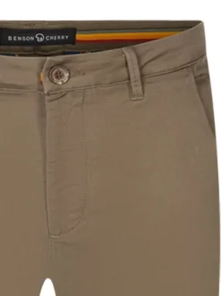 Pantalon chino en coton taupe uni avec une coupe regular fit