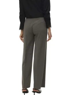 Pantalon chino gris pourvu d'une coupe ample et d'une fermeture zippée