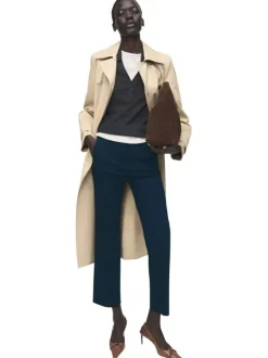 Pantalon chino 7/8 marine uni avec une coupe droite et 4 poches