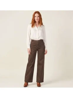 Pantalon chino marron à coupe ample pourvu d'une fermeture zippée et boutonnée