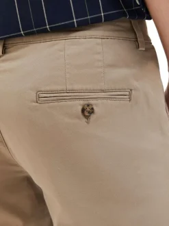 Pantalon chino New Miles en coton biologique mélangé beige uni à coupe slim