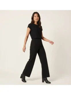 Pantalon chino noir uni avec une coupe bootcut et une fermeture zippée