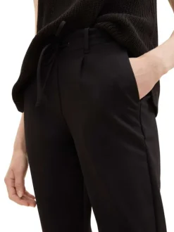Pantalon chino noir uni à coupe slim avec un lien à nouer à la taille