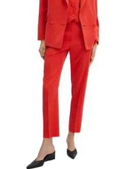 Pantalon chino rouge uni avec une coupe droite et une taille intermédiaire