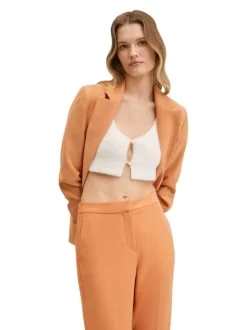 Pantalon de costume chino corail avec 2 poches latérales coupe droite