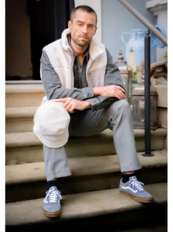 Pantalon en coton anthracite uni avec une coupe Regular Fit et à 5 Poches