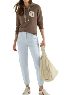Pantalon en coton bleu clair uni pourvu d'une coupe doite et de multiples poches