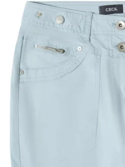 Pantalon en coton bleu uni avec une coupe slim et fermeture à boutons