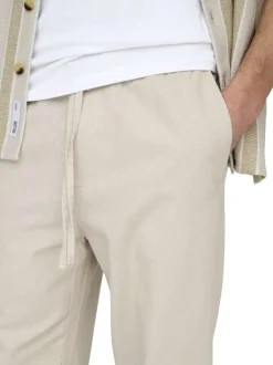 Pantalon Jogging en coton et lin mélangé écru uni avec une coupe droite