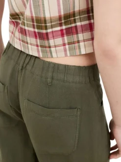 Pantalon kaki uni pourvu d'une taille élastiquée à l'arrière