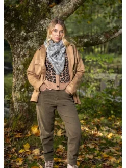 Pantalon Lara Veluto en coton kaki uni, coupe boyfriend en velours côtelé