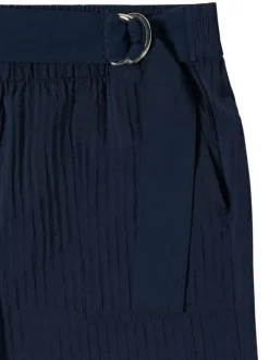 Pantalon marine uni pourvu d'une fermeture avec ceinture amovible assortie