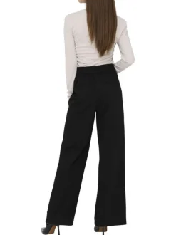 Pantalon noir uni avec une coupe flare et une taille élastique