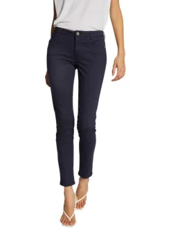 Pantalon 5 poches marine uni avec une coupe slim et des passants pour ceinture