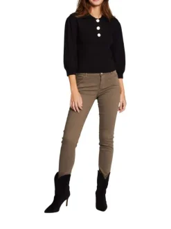 Pantalon 5 Poches vert uni avec une coupe slim et des passants pour ceinture
